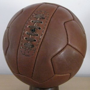 Federale 102 - Bola Oficial da Copa do Mundo de 1934 na It�lia