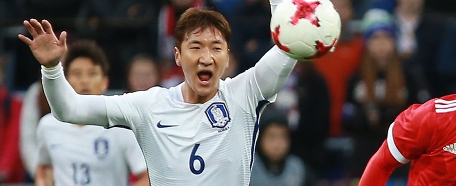 Jung Woo-young - Jogador da Sele��o da Coreia do Sul na Copa do Mundo de Futebol de 2022 no Catar (Qatar) - Foto: Dmitry Golubovich