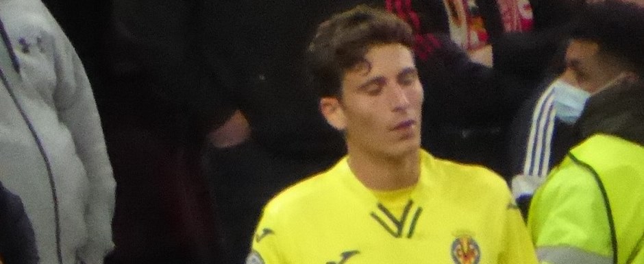 Pau Torres - Jogador da Sele��o da Espanha na Copa do Mundo de Futebol de 2022 no Catar (Qatar) - Foto: Ardfern