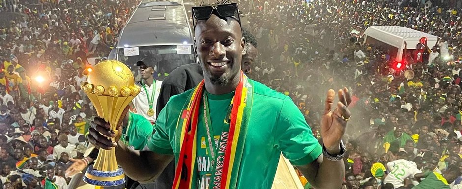 Famara Di�dhiou - Jogador da Sele��o do Senegal na Copa do Mundo de Futebol de 2022 no Catar (Qatar) - Foto: famara2001/Twitter