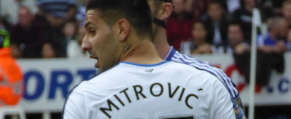 Aleksandar Mitrovic - Jogador da Sele��o da S�rvia na Copa do Mundo de Futebol de 2022 no Catar (Qatar) - Foto: Ardfern