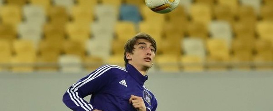 Filip Duricic - Jogador da Sele��o da S�rvia na Copa do Mundo de Futebol de 2022 no Catar (Qatar) - Foto: Bohdan Zayats