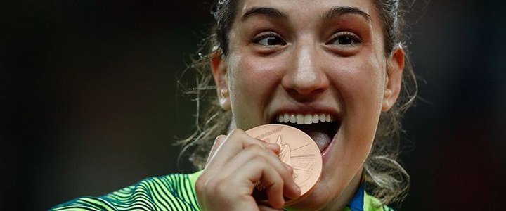 A judoca Mayra Aguiar ganha medalha de bronze na categoria at� 78 quilos nos Jogos Ol�mpicos do Rio de Janeiro de 2016 - Foto: Fernando Frazao/Ag�ncia Brasil