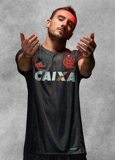 Uniforme 3 do Flamengo na Copa Libertadores da América 2017